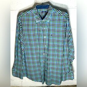 Izod Men’s Long-Sleeve Plaid Button-Down
Size: XL
Excellent Pre-Owned Condition